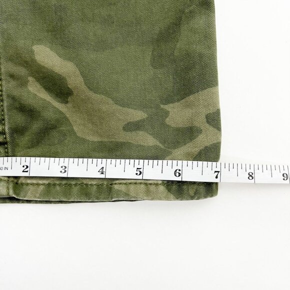Hollister Button-Fly Slim Straight Leg Camouflage Jeans. Green. 32 x 34 - Picture 12 of 15